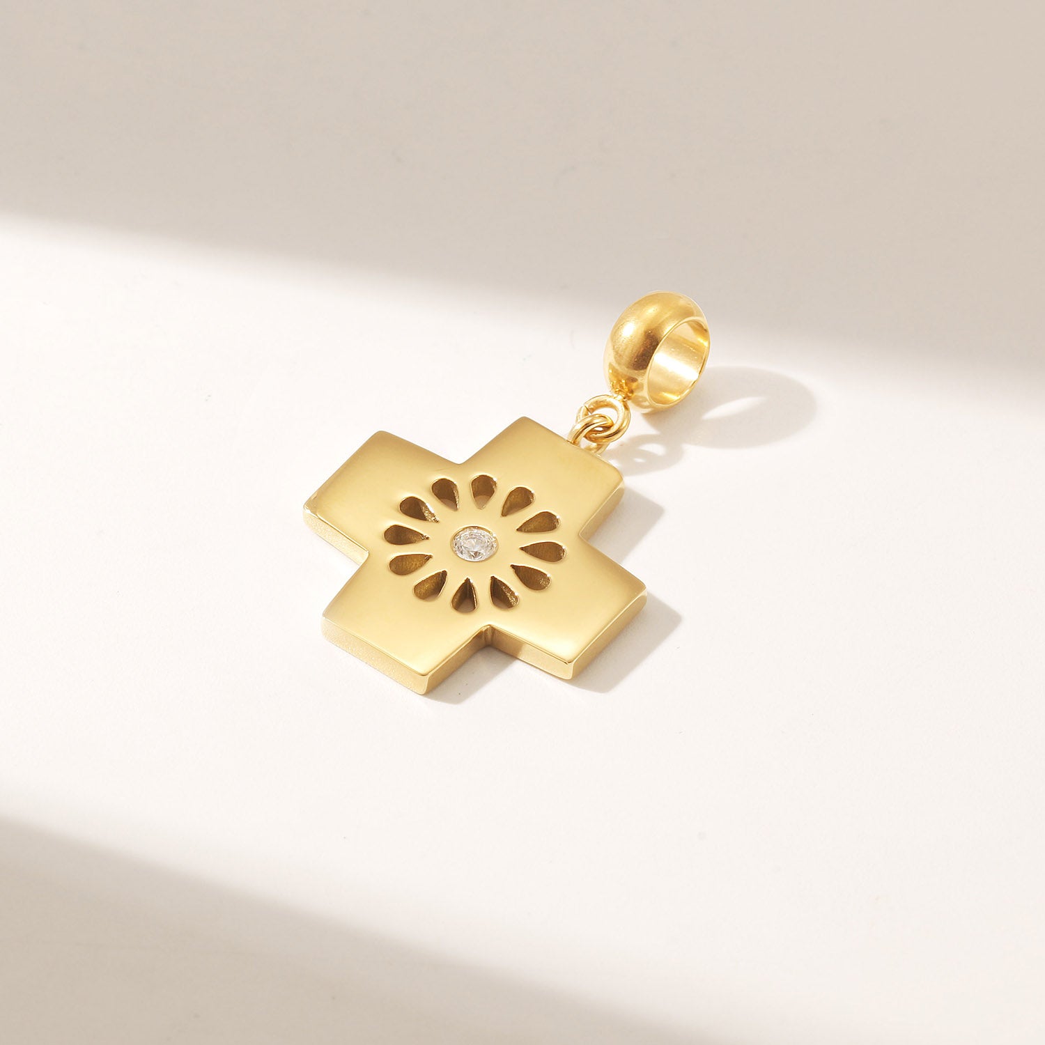 Veinte Once Charms - Gold